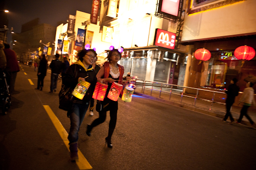 2010-02-28-yuyuan lanterrn festival-1-3